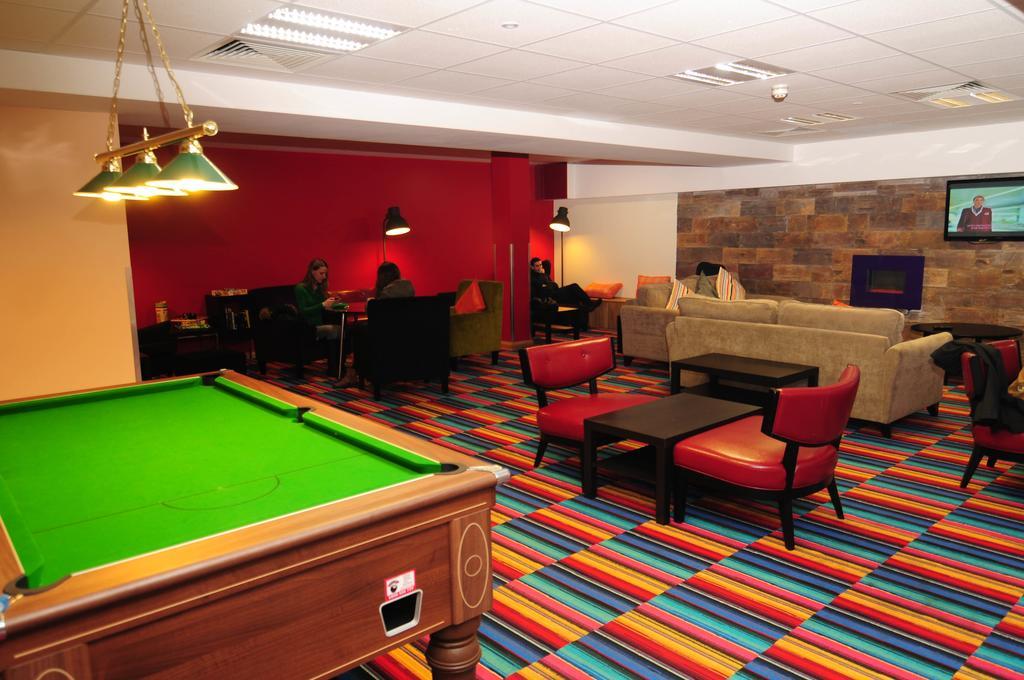 Savoy Hostel Galway City Centre Εξωτερικό φωτογραφία